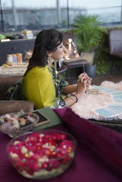 Ruhii Rai focused on tarot reading, expert in spiritual and marriage guidance, Bhopal